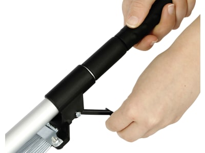 KERBL Universalrechen 20 – 45 cm, Stiel Metall, teleskopierbar von 70 – 140 cm, 3210380 KERBL Universalrechen 20 – 45 cm, Stiel Metall, teleskopierbar von 70 – 140 cm, 3210380