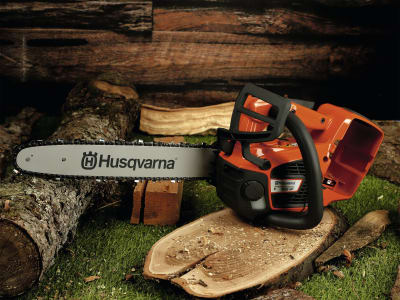 Husqvarna® Akku-Kettensäge "T540i XP®" Schienenlänge 35 cm, ohne Akku und Ladegerät, 9678637-14 Husqvarna® Akku-Kettensäge "T540i XP®" Schienenlänge 35 cm, ohne Akku und Ladegerät, 9678637-14