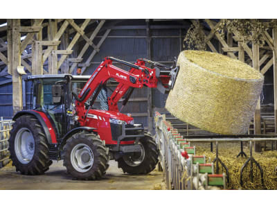 Massey Ferguson Traktor "MF 4709 M" 70 kW (95 PS) bei 1.500 min⁻¹