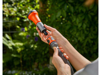 Gardena Textilschlauch Gartenschlauch Liano mit Hahnverbinder Indoor  10 m  1/2" schwarz  35 bar 18427-32