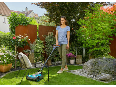 Gardena Akku-Rasenmäher HandyMower 22/18V P4A Ready-To-Use Set 50 für kleine und komplexe Rasenflächen bis zu 50 m² pro Akku-Laufzeit Gardena Akku-Rasenmäher HandyMower 22/18V P4A Ready-To-Use Set 50 für kleine und komplexe Rasenflächen bis zu 50 m² pro Akku-Laufzeit
