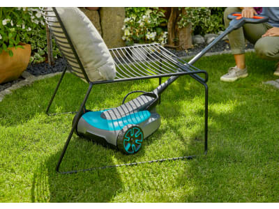 Gardena Akku-Rasenmäher HandyMower 22/18V P4A Ready-To-Use Set 50 für kleine und komplexe Rasenflächen bis zu 50 m² pro Akku-Laufzeit Gardena Akku-Rasenmäher HandyMower 22/18V P4A Ready-To-Use Set 50 für kleine und komplexe Rasenflächen bis zu 50 m² pro Akku-Laufzeit