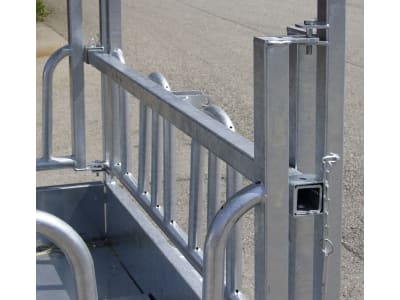 KERBL Heuraufe 2,12 x 2,50 x 2,12 m 12 Fressplätze, feuerverzinkt, für Rinder und Pferde, Rund- und Rechteckballen bis 1,80 m Länge, 291255 KERBL Heuraufe 2,12 x 2,50 x 2,12 m 12 Fressplätze, feuerverzinkt, für Rinder und Pferde, Rund- und Rechteckballen bis 1,80 m Länge, 291255