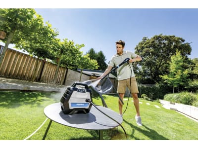GLORIA® MultiJet 36 V Akku-Hochdruckreiniger mit integriertem Akku Dampfstrahler GLORIA® MultiJet 36 V Akku-Hochdruckreiniger mit integriertem Akku Dampfstrahler