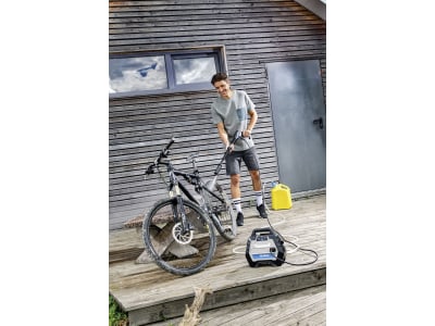 GLORIA® MultiJet 36 V Akku-Hochdruckreiniger mit integriertem Akku Dampfstrahler GLORIA® MultiJet 36 V Akku-Hochdruckreiniger mit integriertem Akku Dampfstrahler