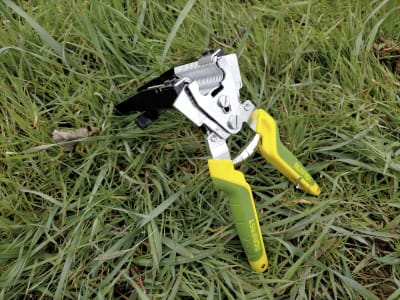 MAX® FIX Tropfrohr-Clipper MAX® FIX Tropfrohr-Clipper