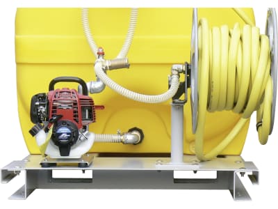 Cemo Bewässerungsanlage "BWS 130-PE" PE-Fass, Benzinpumpe, Schlauchhaspel Cemo Bewässerungsanlage "BWS 130-PE" PE-Fass, Benzinpumpe, Schlauchhaspel