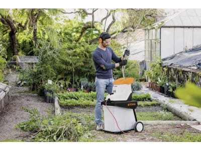 STIHL Elektro-Gartenhäcksler "GHE 135 L" für Äste bis max. 35 mm, 6013 011 1120