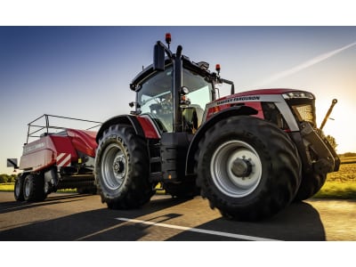 Massey Ferguson Traktor "MF 8S.265" 210 kW (285 PS) bei 1.850 min⁻¹