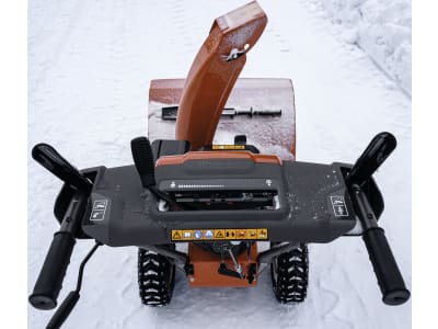 Husqvarna® Schneefräse "ST 124" Räumbreite 61 cm, 4,5 kW (6,1 PS), 9704493-02 Husqvarna® Schneefräse "ST 124" Räumbreite 61 cm, 4,5 kW (6,1 PS), 9704493-02