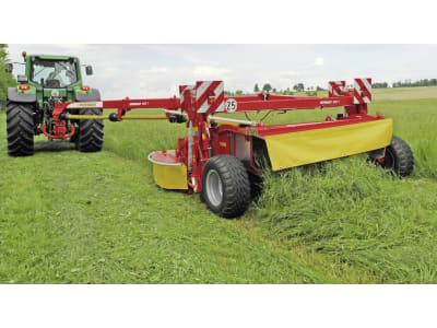 Pöttinger Scheibenmähwerk "NovaCat T" Unterlenker mit Rohrbügel, Heck, Pöttinger Scheibenmähwerk "NovaCat T" Unterlenker mit Rohrbügel, Heck,