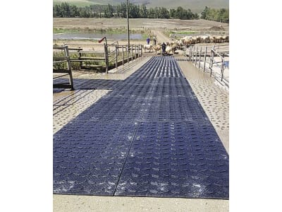 Kraiburg Gummimatte "Monta" L x B x S: 200 x 130 x 2,4 cm, für steile Wegstrecken über 6 % Gefälle/Steigung