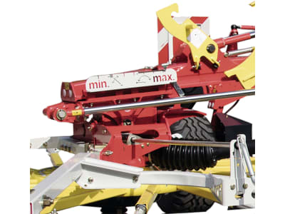 Pöttinger Schwader "Top 962 C" 8,90 – 9,60 m, 2 Kreisel, Schwad mittig, hydraulisch verstellbare Arbeitsbreite, Zugdeichsel Pöttinger Schwader "Top 962 C" 8,90 – 9,60 m, 2 Kreisel, Schwad mittig, hydraulisch verstellbare Arbeitsbreite, Zugdeichsel