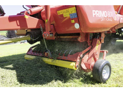 Pöttinger Ladewagen "Primo 801 L Dry Forage" Ladevolumen 48 m³ mit Förderschwingen