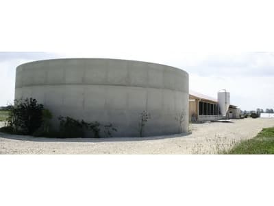 Dunglagerbehälter aus Stahlbeton für Gülle oder Gärreste / Güllegrube Dunglagerbehälter aus Stahlbeton für Gülle oder Gärreste / Güllegrube