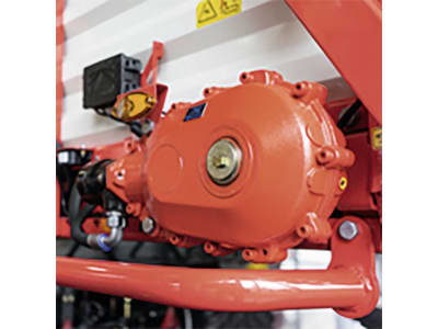 Pöttinger Ladewagen "Faro 4010 D Combiline" Ladevolumen 22 m³ mit Mehrzweck-Rotor, 2 Dosierwalzen Pöttinger Ladewagen "Faro 4010 D Combiline" Ladevolumen 22 m³ mit Mehrzweck-Rotor, 2 Dosierwalzen