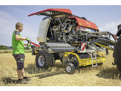 Pöttinger Rundballenpresse "Impress 3130 F Pro" Ø Ballen 1,30 m Pöttinger Rundballenpresse "Impress 3130 F Pro" Ø Ballen 1,30 m