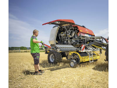Pöttinger Rundballenpresse "Impress 3160 VC Pro" Ø Ballen 0,80 – 1,55 m mit Wickler Pöttinger Rundballenpresse "Impress 3160 VC Pro" Ø Ballen 0,80 – 1,55 m mit Wickler