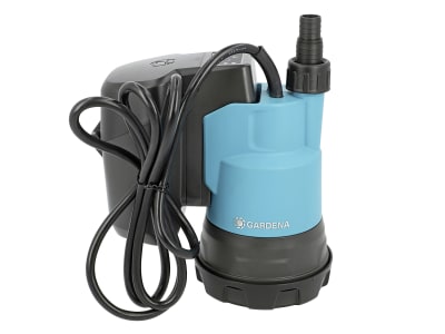 Gardena Akku-Klarwasser-Tauchpumpe 2000/2 18V P4A Ready-To-Use Set Klarwasserpumpe, Wasserpumpe, Tauchpumpe 14600-61 Gardena Akku-Klarwasser-Tauchpumpe 2000/2 18V P4A Ready-To-Use Set Klarwasserpumpe, Wasserpumpe, Tauchpumpe 14600-61