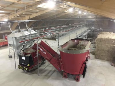 Trioliet Fütterungsroboter "Triomatic" mit Futterküchen Trioliet Fütterungsroboter "Triomatic" mit Futterküchen