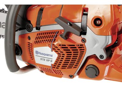 Husqvarna® Benzin-Kettensäge "572 XP® G" 4,3 kW (5,9 PS) Schienenlänge 50 cm, mit Griffheizung und 2 Sägeketten, 9667334-20