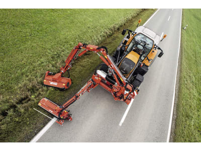 Dücker Mähkombination "MK 25-800" mit Böschungsmäher und Randstreifenmäher Dücker Mähkombination "MK 25-800" mit Böschungsmäher und Randstreifenmäher