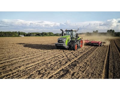 Fendt Traktor "1156 Vario MT" 415 kW (564 PS) bei 1.730 min⁻¹