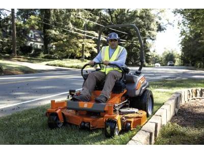 Husqvarna® Aufsitzmäher "Z560X" 17,3 kW (23,5 PS), mit Mähdeck 152 cm, 967 66 97-02