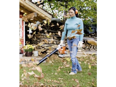 STIHL Benzin-Laubbläser "BG 56", Luftdurchsatz 700 m³/h, 4241 011 1750