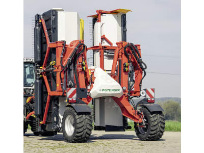 Pöttinger Bandschwader "Mergento VT 9220" 7,60 – 9,20 m Schwadablage mittig; seitlich, gezogen, Heck Pöttinger Bandschwader "Mergento VT 9220" 7,60 – 9,20 m Schwadablage mittig; seitlich, gezogen, Heck