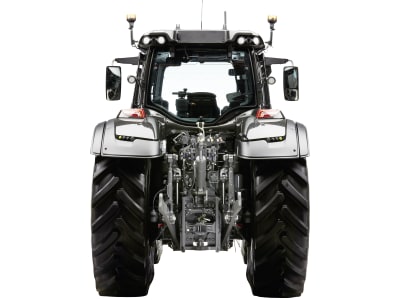 VALTRA Traktor "Q245" 180 kW (245 PS) bei 1.850 min⁻¹