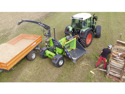 Heizohack® Häcksler "HM 8-400" handbeschickt, mit Fahrwerk, Dreipunktanbau