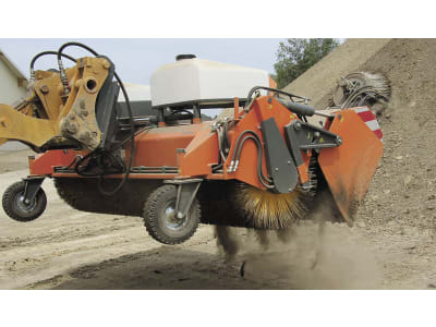 bema® Kehrmaschine "Titan Dual" bema® Kehrmaschine "Titan Dual"