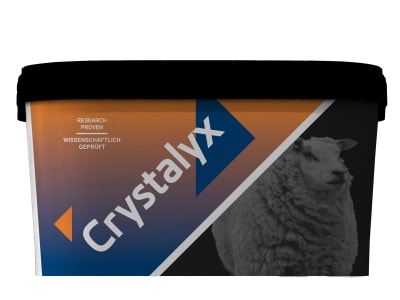 Crystalyx® Garlyx energiereiche Leckmasse mit natürlichen Knoblauchbestandteilen für Rinder, Schafe, Ziegen und Gatterwild   Leckmasse 22,5 kg Kübel