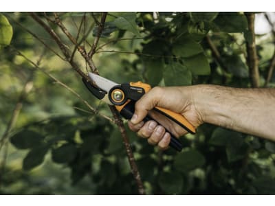 Fiskars X-series Amboss-Gartenschere L P941 Länge 22,2 cm Fiskars X-series Amboss-Gartenschere L P941 Länge 22,2 cm