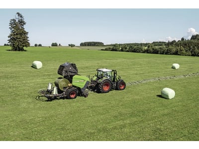 Fendt Rundballenpresse "Rotana 160 V Combi" variable Presskammer