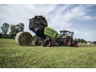 Fendt Rundballenpresse "Rotana 180 V Xtra" variable Presskammer