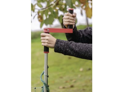 KERBL Netzaufroller Twist Butler für alle Netze bis 50 m Länge und 125 cm Höhe inkl. Bodennägel, 27940 KERBL Netzaufroller Twist Butler für alle Netze bis 50 m Länge und 125 cm Höhe inkl. Bodennägel, 27940