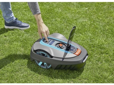 Gardena Mähroboter smart SILENO city 600 intelligenter Mähroboter für eine Rasenfläche von bis zu 600 m² 19603-60 Gardena Mähroboter smart SILENO city 600 intelligenter Mähroboter für eine Rasenfläche von bis zu 600 m² 19603-60