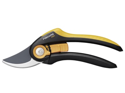 Fiskars Plus™ SmartFit Bypass-Gartenschere P541    