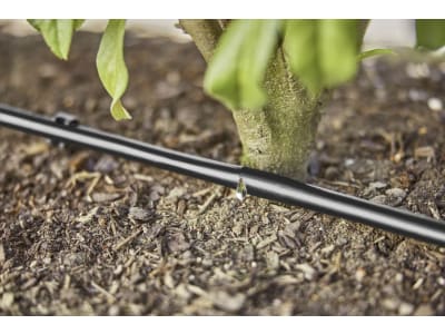 Gardena Micro-Drip-System Ober- und unterirdisches Tropfrohr für Büsche/Hecken   Länge:25 m zur Bewässerung für Pflanzreihen 13503-20