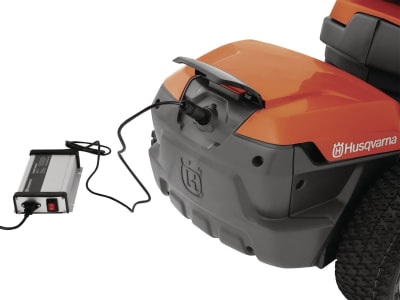 Husqvarna® "Rider R 112iC" mit Mähdeck 85 cm, Akku, 9678482-01 Husqvarna® "Rider R 112iC" mit Mähdeck 85 cm, Akku, 9678482-01