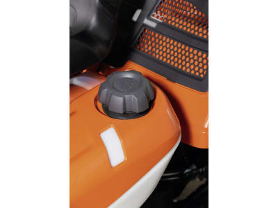 Husqvarna® Aufsitzmäher "Rider R 216T AWD" 11,3 kW (15,4 PS), ohne Mähdeck, 9705424-01
