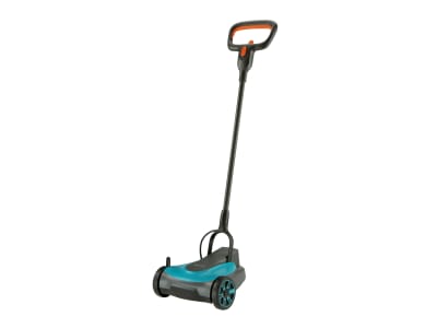 Gardena Akku-Rasenmäher HandyMower 22/18V P4A 50 ohne Akku, ohne Ladegerät für kleine und komplexe Rasenflächen bis zu 50 m² pro Akku-Laufzeit Gardena Akku-Rasenmäher HandyMower 22/18V P4A 50 ohne Akku, ohne Ladegerät für kleine und komplexe Rasenflächen bis zu 50 m² pro Akku-Laufzeit
