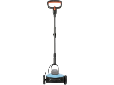 Gardena Akku-Rasenmäher HandyMower 22/18V P4A 50 ohne Akku, ohne Ladegerät für kleine und komplexe Rasenflächen bis zu 50 m² pro Akku-Laufzeit Gardena Akku-Rasenmäher HandyMower 22/18V P4A 50 ohne Akku, ohne Ladegerät für kleine und komplexe Rasenflächen bis zu 50 m² pro Akku-Laufzeit