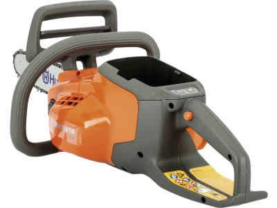 Husqvarna® Akku-Kettensäge "120i" Husqvarna® Akku-Kettensäge "120i"