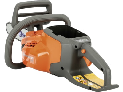 Husqvarna® Akku-Kettensäge "120i" Schienenlänge 30 cm, mit 2 Akkus, Ladegerät und 2 Ketten, 9670982-02, 9670917-01, 5818079-45