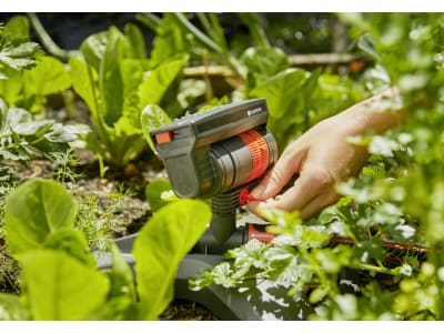 Gardena Viereckregner AquaZoom compact Rasensprenger, Sprinkler Reichweite 3-18m 18708-20 Gardena Viereckregner AquaZoom compact Rasensprenger, Sprinkler Reichweite 3-18m 18708-20