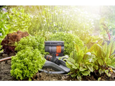 Gardena Viereckregner AquaZoom compact Rasensprenger, Sprinkler Reichweite 3-18m 18708-20 Gardena Viereckregner AquaZoom compact Rasensprenger, Sprinkler Reichweite 3-18m 18708-20