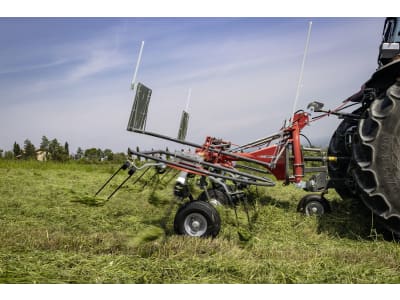Massey Ferguson Heuwender "MF TD 676 DN" 6,60 m Dreipunktanbau Heck